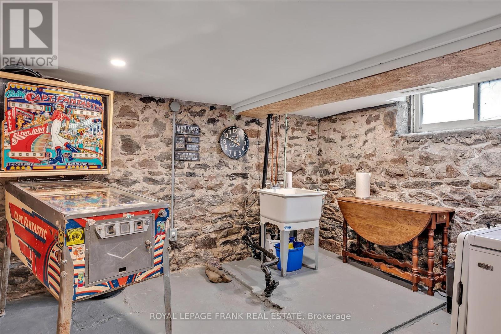 46 Sophia Street, Peterborough East (Central), Ontario  K9H 1E1 - Photo 46 - X12242393