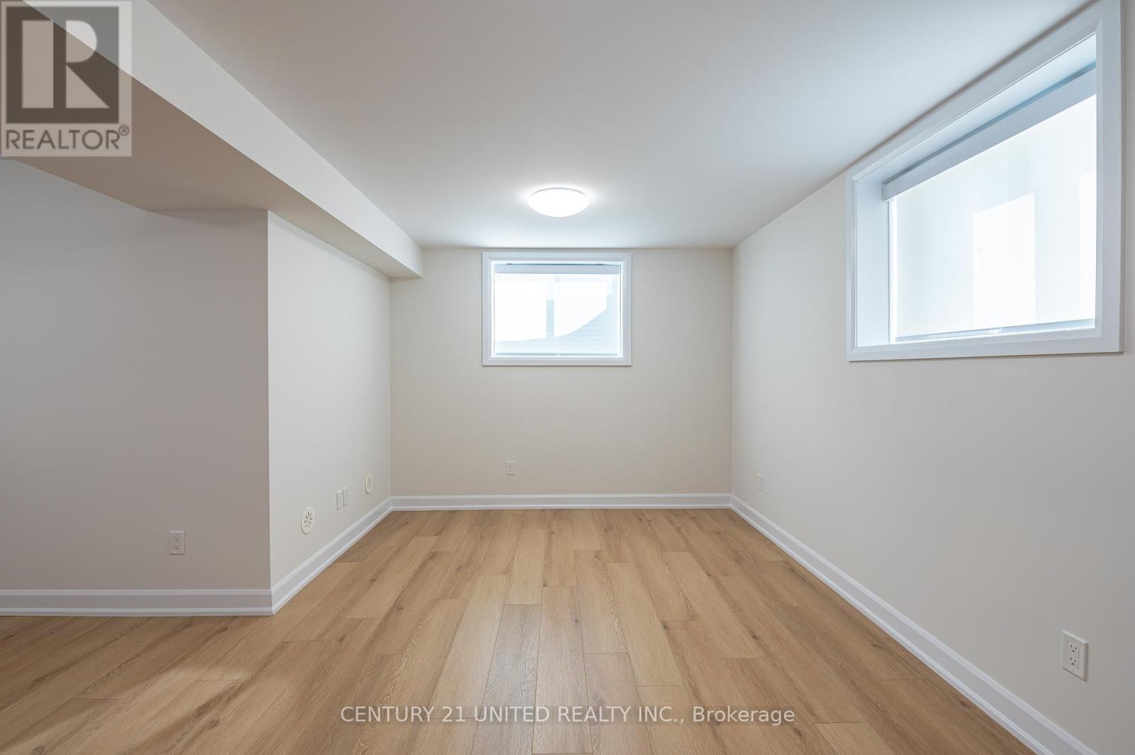 313 Mullighan Gardens, Peterborough North (North), Ontario  K9K 0G3 - Photo 34 - X12242404
