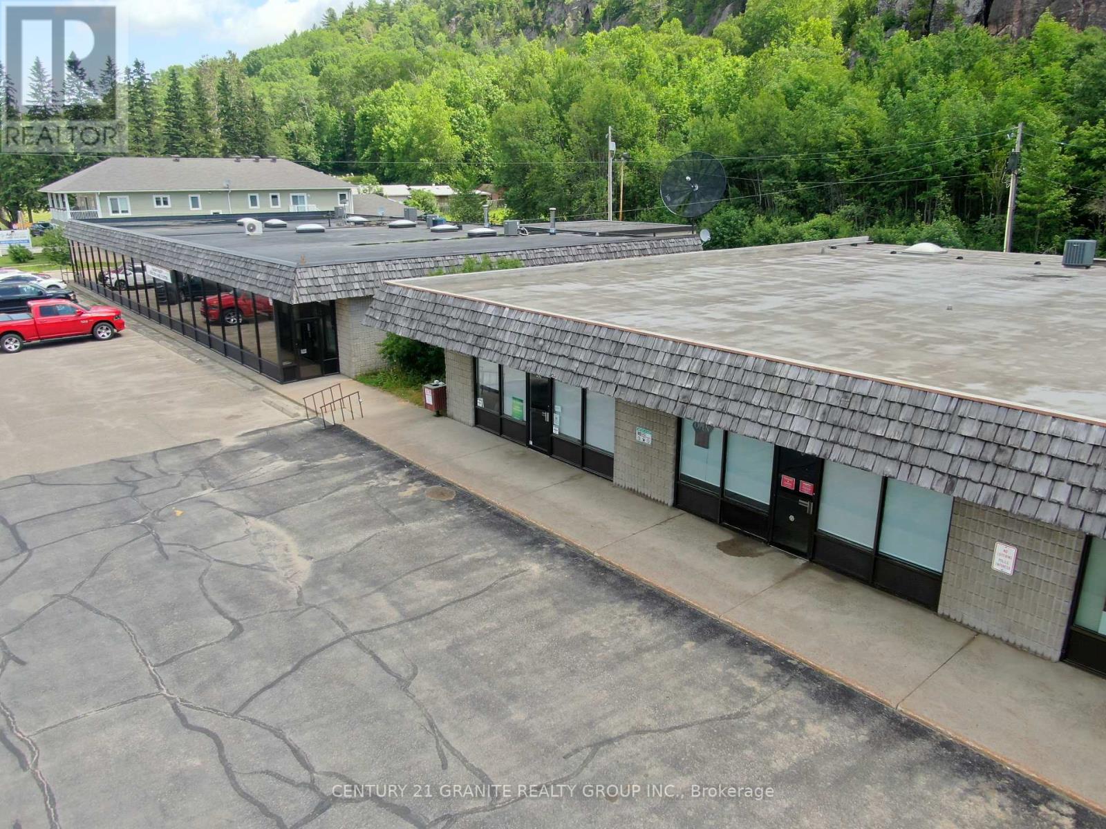 229 - 225-231 Hastings Street N, Bancroft (Bancroft Ward), Ontario  K0L 1C0 - Photo 5 - X12242437