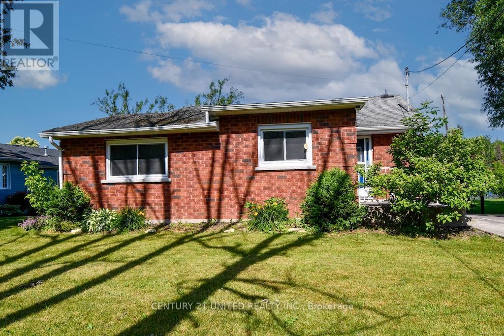 169 Cedar Drive, Trent Hills (Hastings), Ontario  K0L 1Y0 - Photo 2 - X12242824