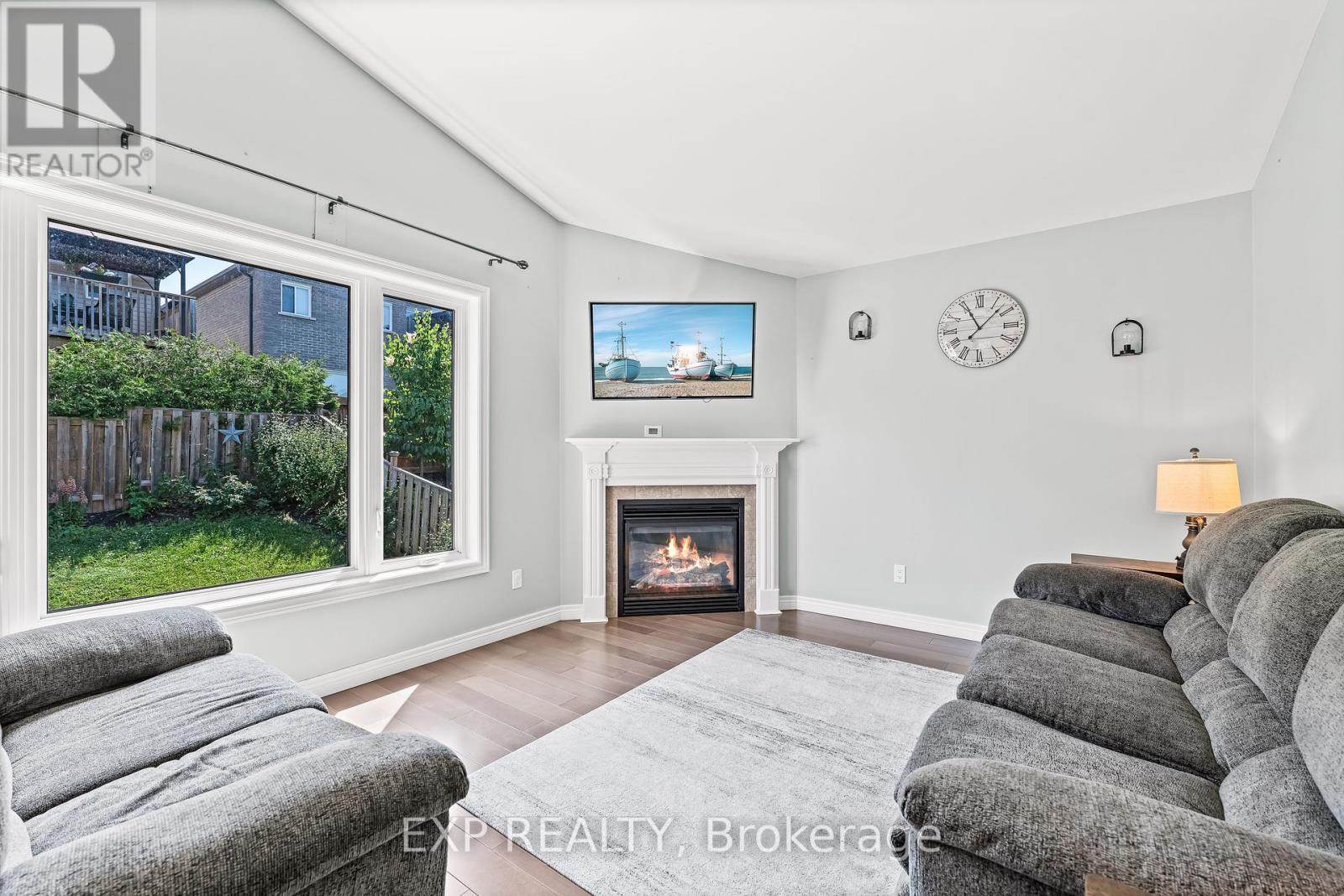 444 Florence Drive, Peterborough North (North), Ontario  K9J 0J1 - Photo 12 - X12242887