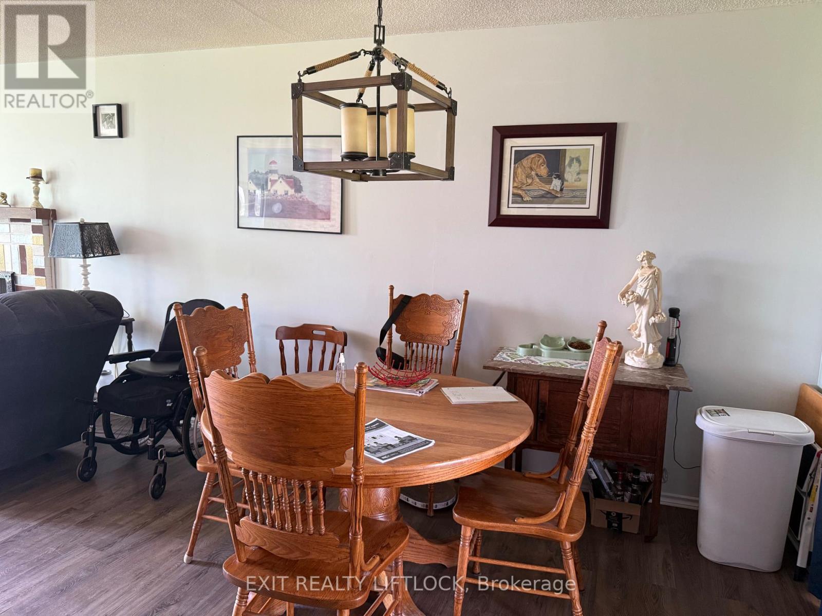 1688 Tara Road, Selwyn, Ontario  K0L 1T0 - Photo 11 - X12242953