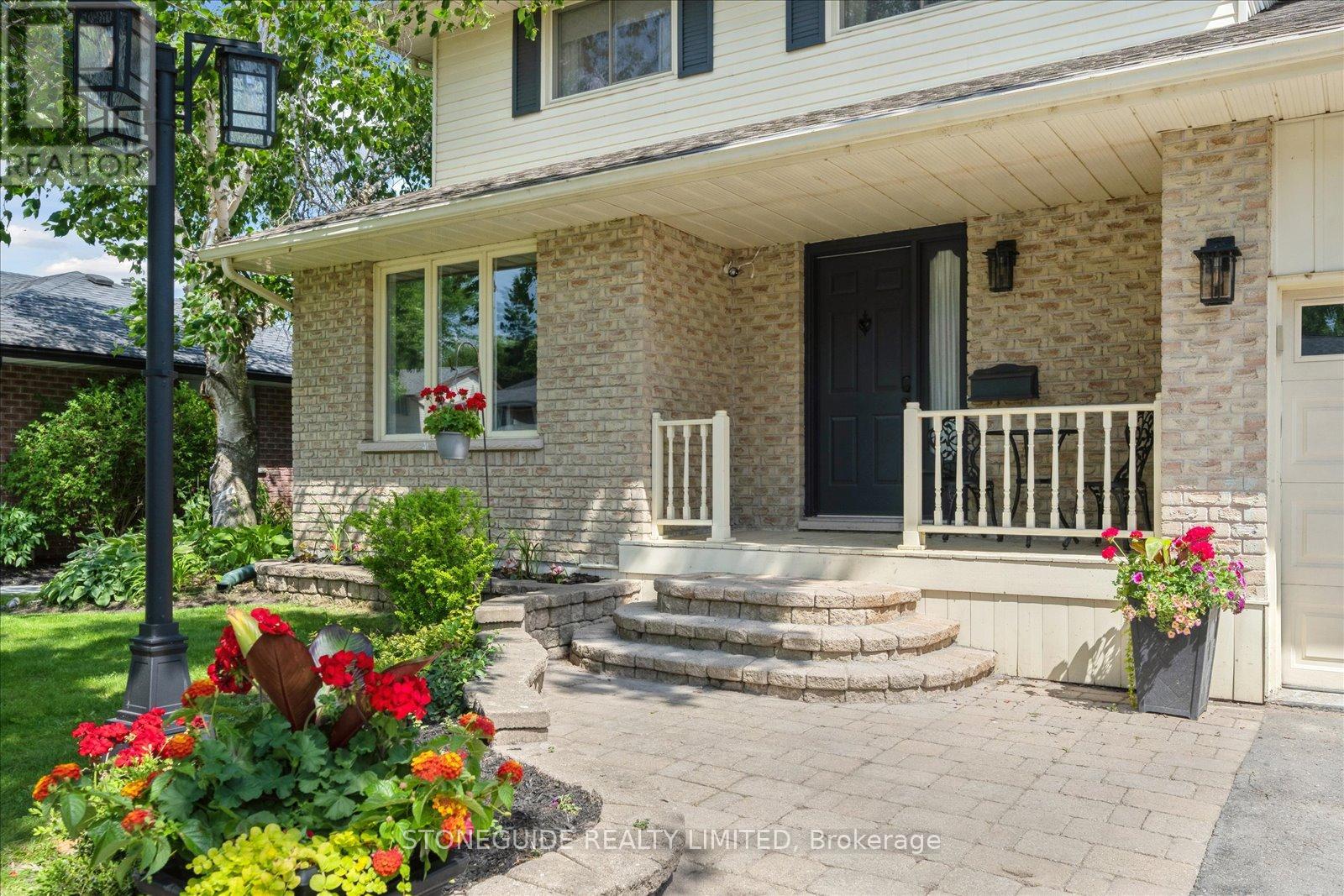 2541 Farmcrest Avenue, Peterborough East (South), Ontario  K9L 1R8 - Photo 2 - X12243587