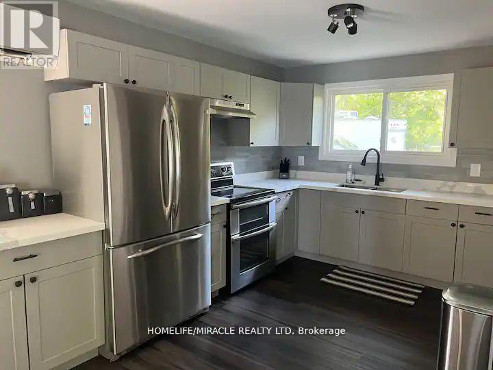 30 Ivey Lane, Otonabee-South Monaghan, Ontario  K9J 6X8 - Photo 11 - X12243898