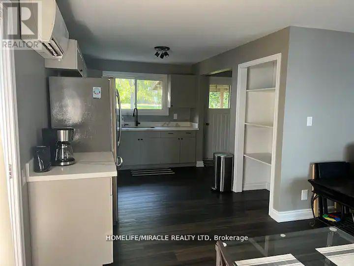 30 Ivey Lane, Otonabee-South Monaghan, Ontario  K9J 6X8 - Photo 13 - X12243898