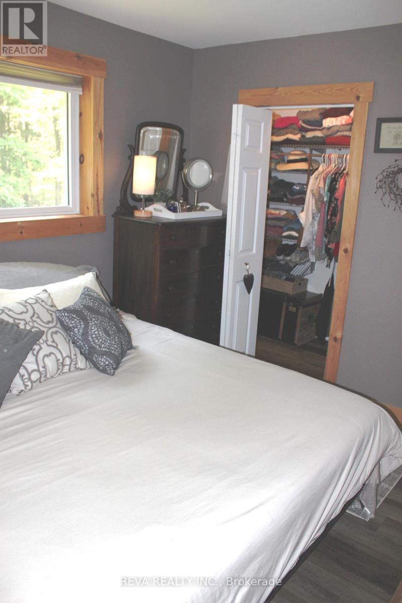 98 Mclean Road, Hastings Highlands (Monteagle Ward), Ontario  K0L 2R0 - Photo 14 - X12244238