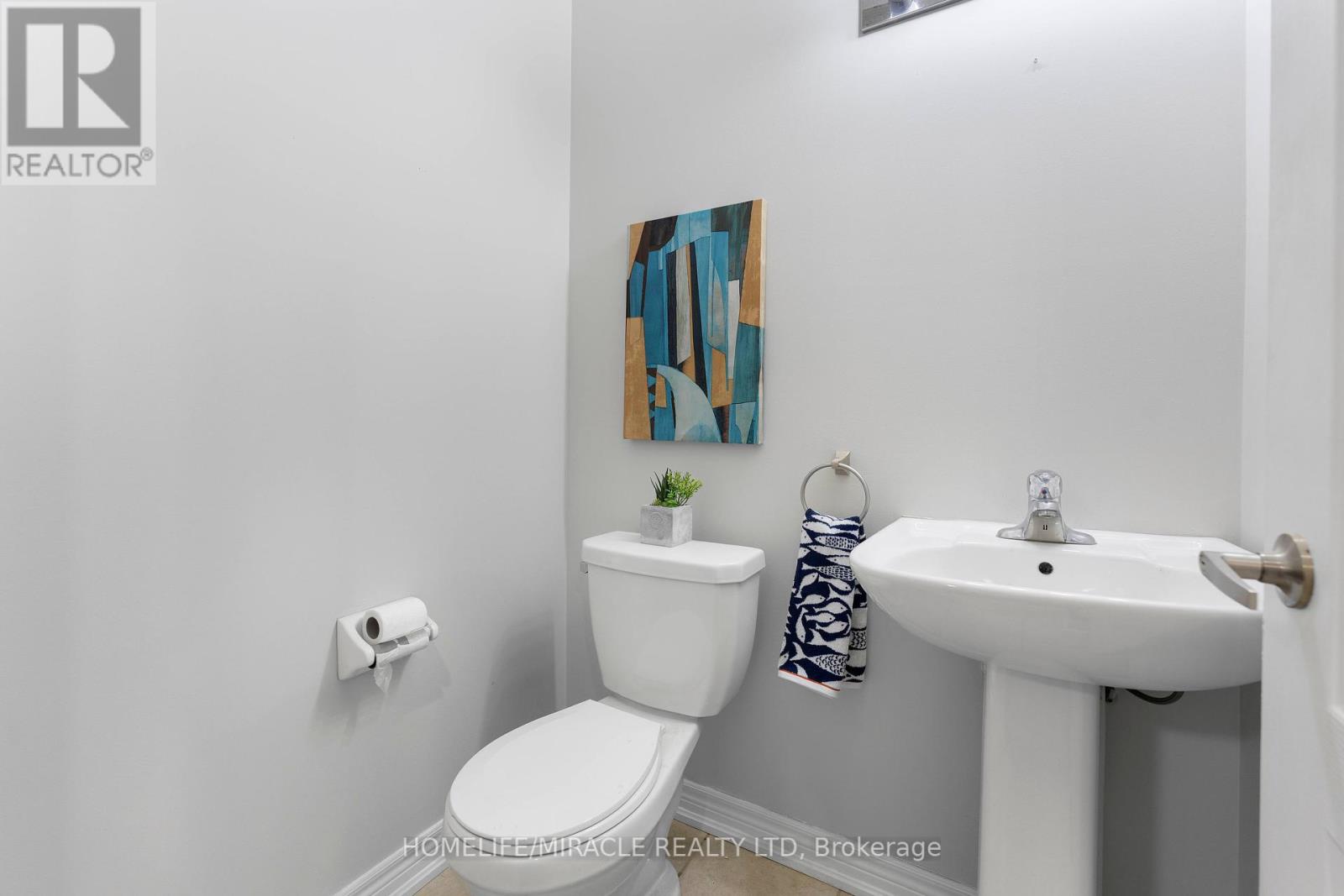 54 Truax Street, Kawartha Lakes (Lindsay), Ontario  K9V 0E3 - Photo 28 - X12244074