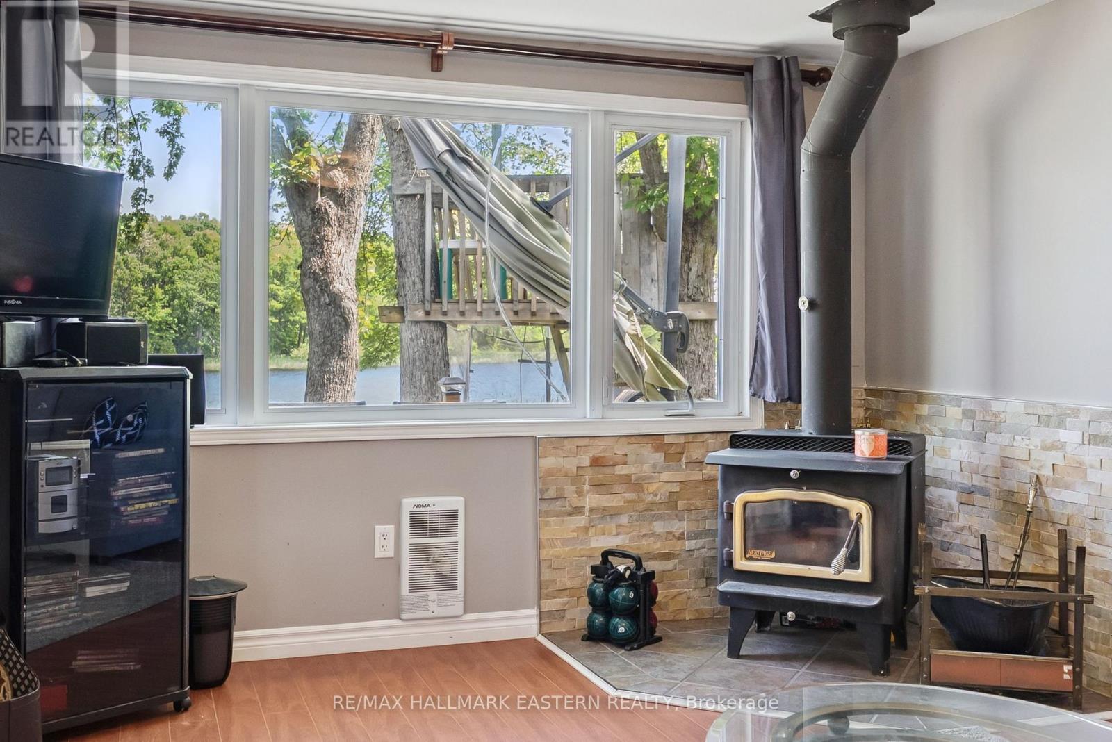 652 Rabbit Run Road, Selwyn, Ontario  K0L 1T0 - Photo 8 - X12244407