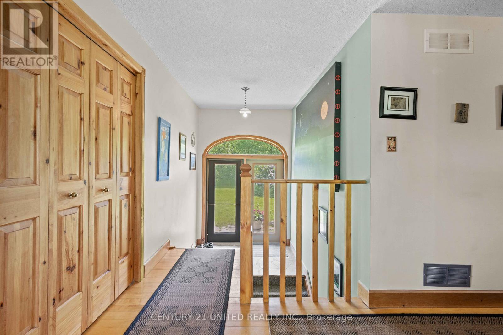 715 Northey's Bay Road, North Kawartha, Ontario  K0L 3E0 - Photo 3 - X12244454