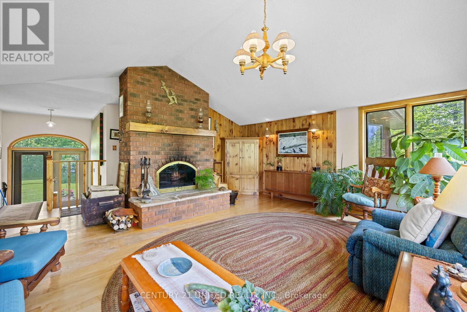 715 Northey's Bay Road, North Kawartha, Ontario  K0L 3E0 - Photo 6 - X12244454