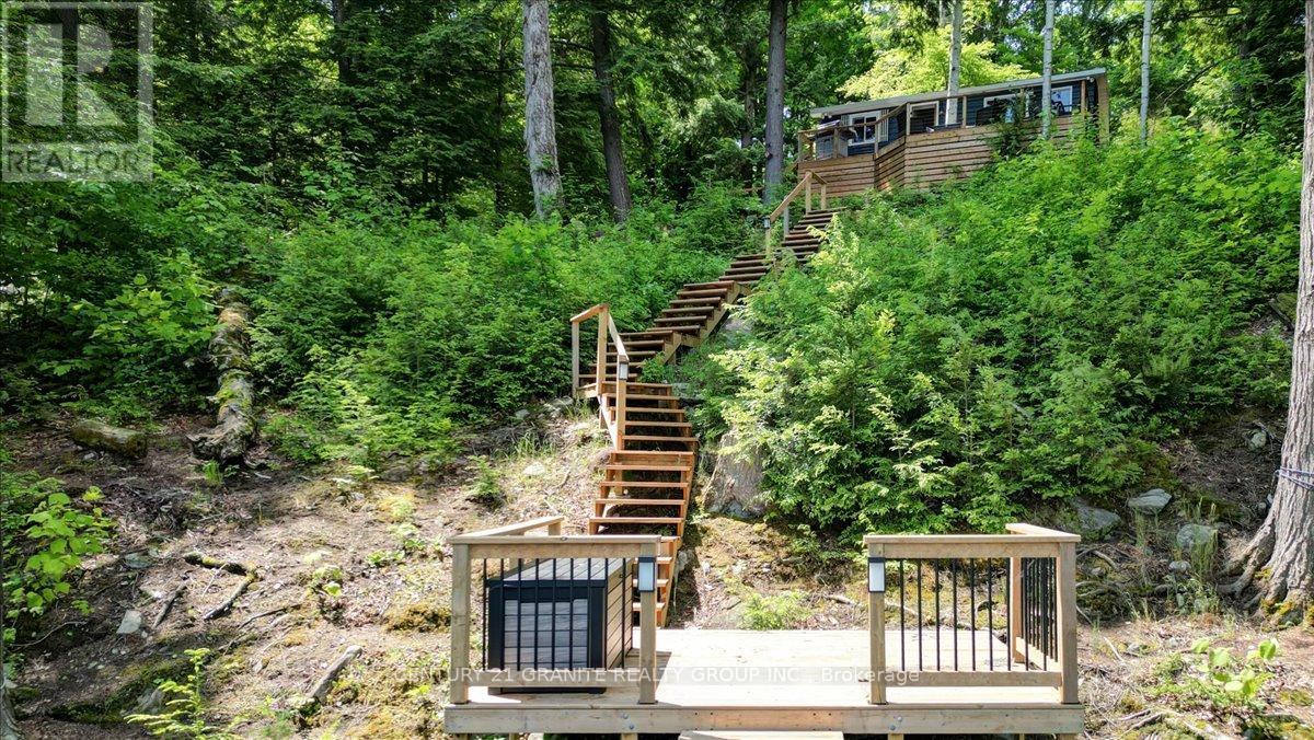 71 Fire Route 74 B, North Kawartha, Ontario  K0L 1A0 - Photo 38 - X12244477
