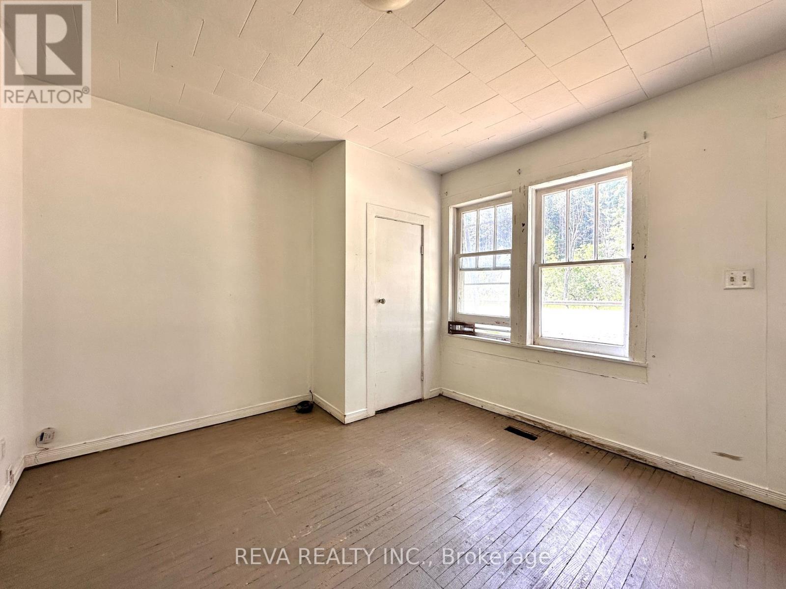 192 Mill Street, Bancroft (Bancroft Ward), Ontario  K0L 1C0 - Photo 11 - X12244876
