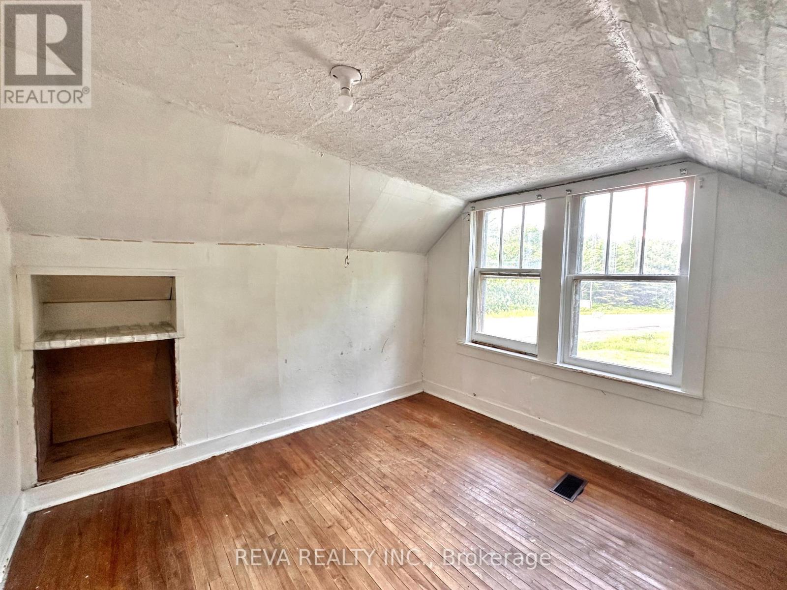 192 Mill Street, Bancroft (Bancroft Ward), Ontario  K0L 1C0 - Photo 13 - X12244876