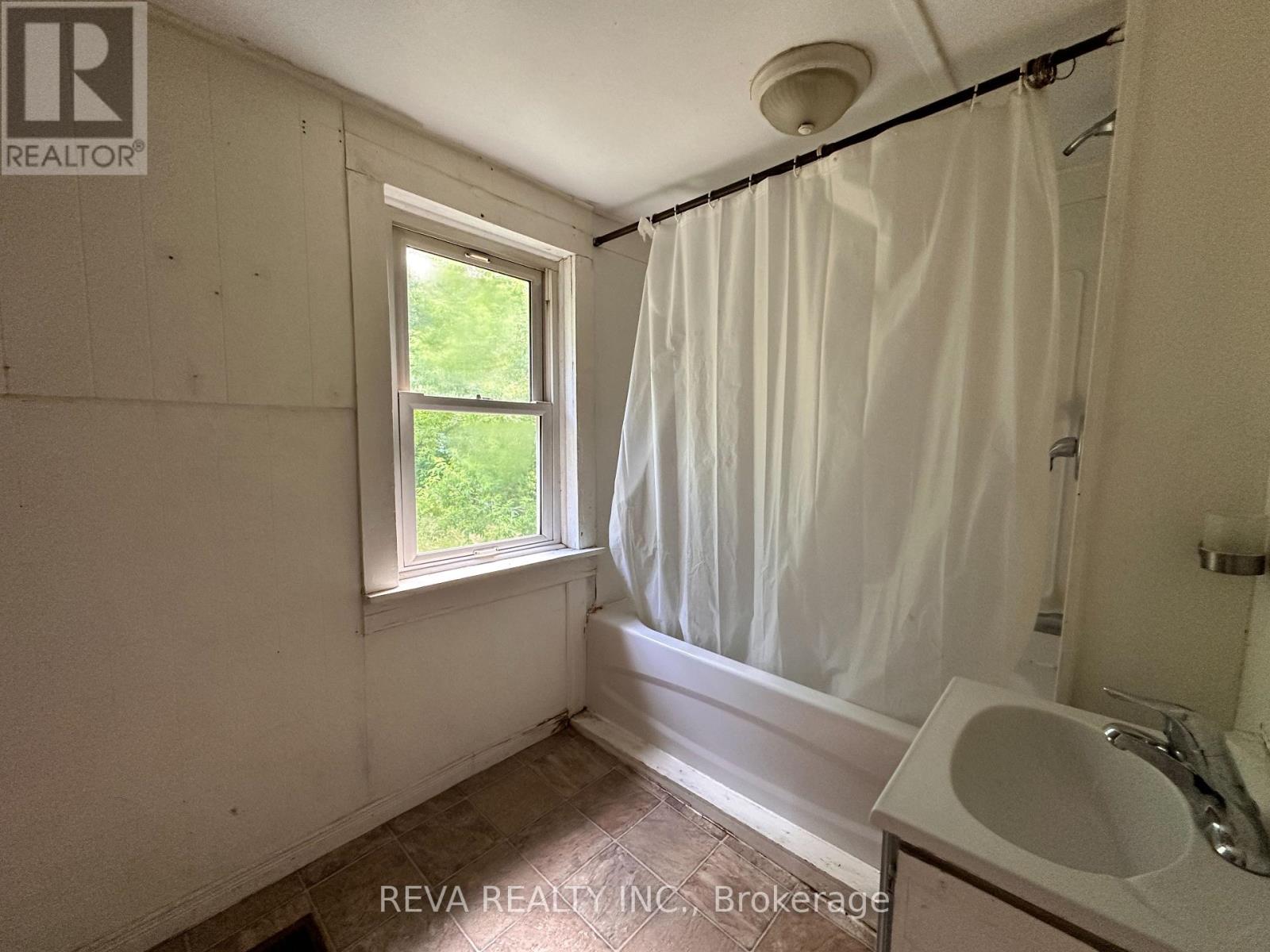 192 Mill Street, Bancroft (Bancroft Ward), Ontario  K0L 1C0 - Photo 16 - X12244876