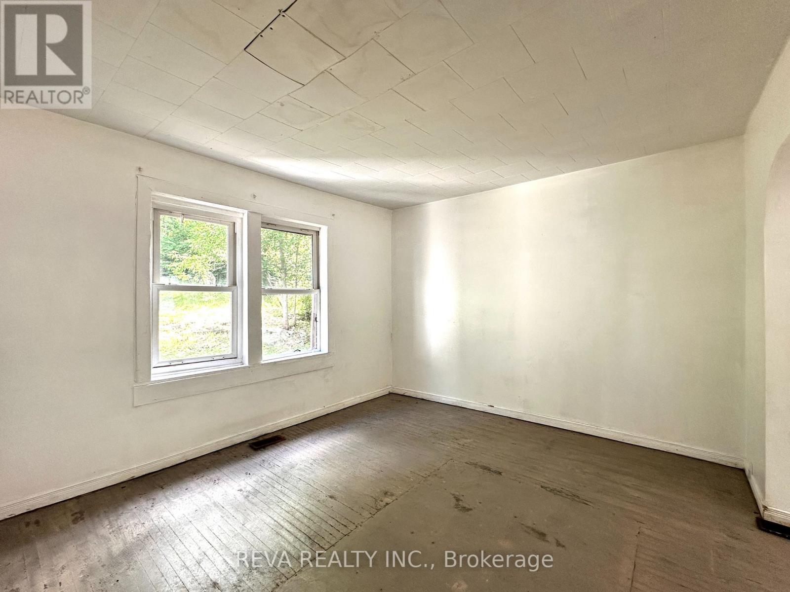 192 Mill Street, Bancroft (Bancroft Ward), Ontario  K0L 1C0 - Photo 8 - X12244876