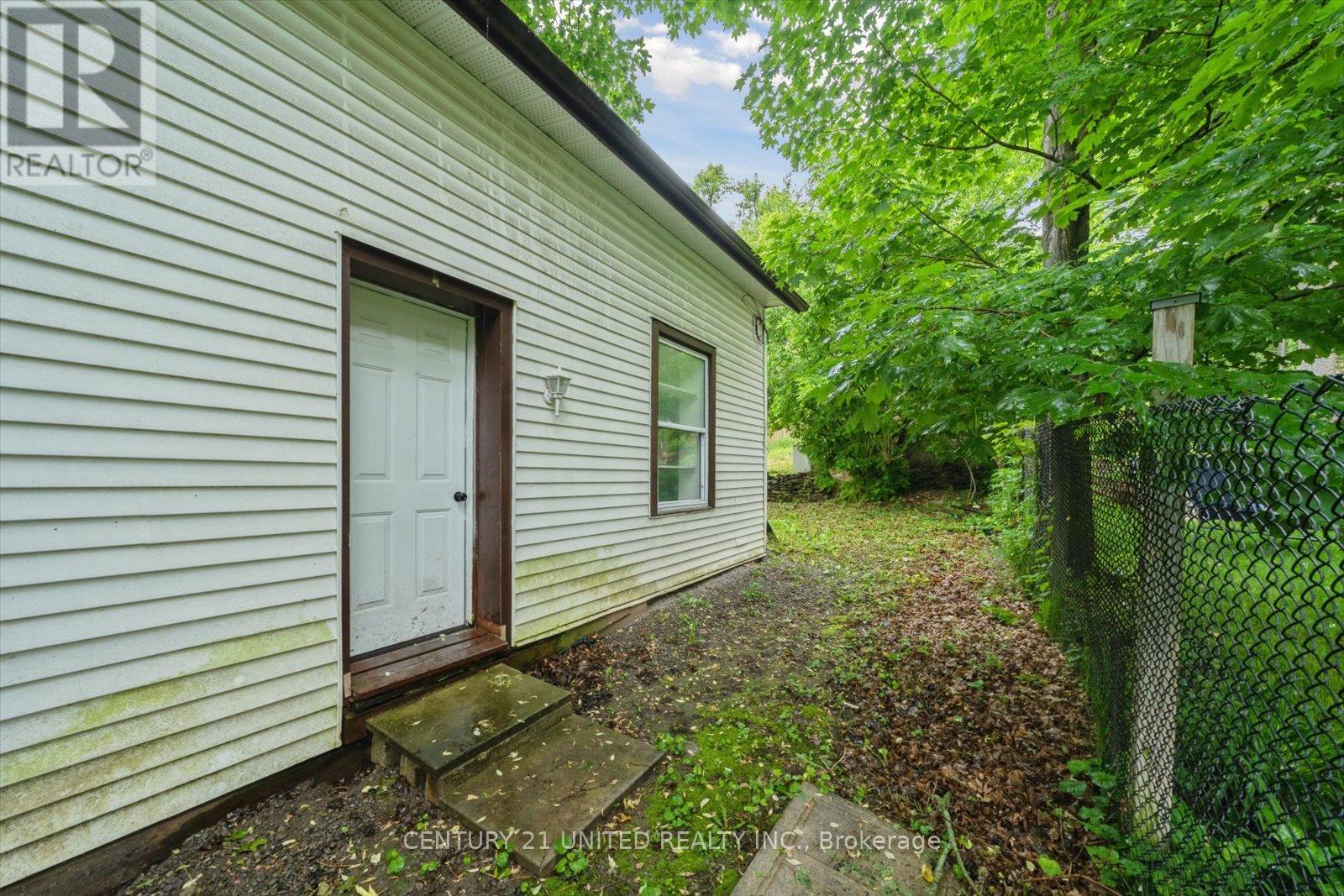 625 Aylmer Street N, Peterborough Central (North), Ontario  K9H 3X2 - Photo 37 - X12244993