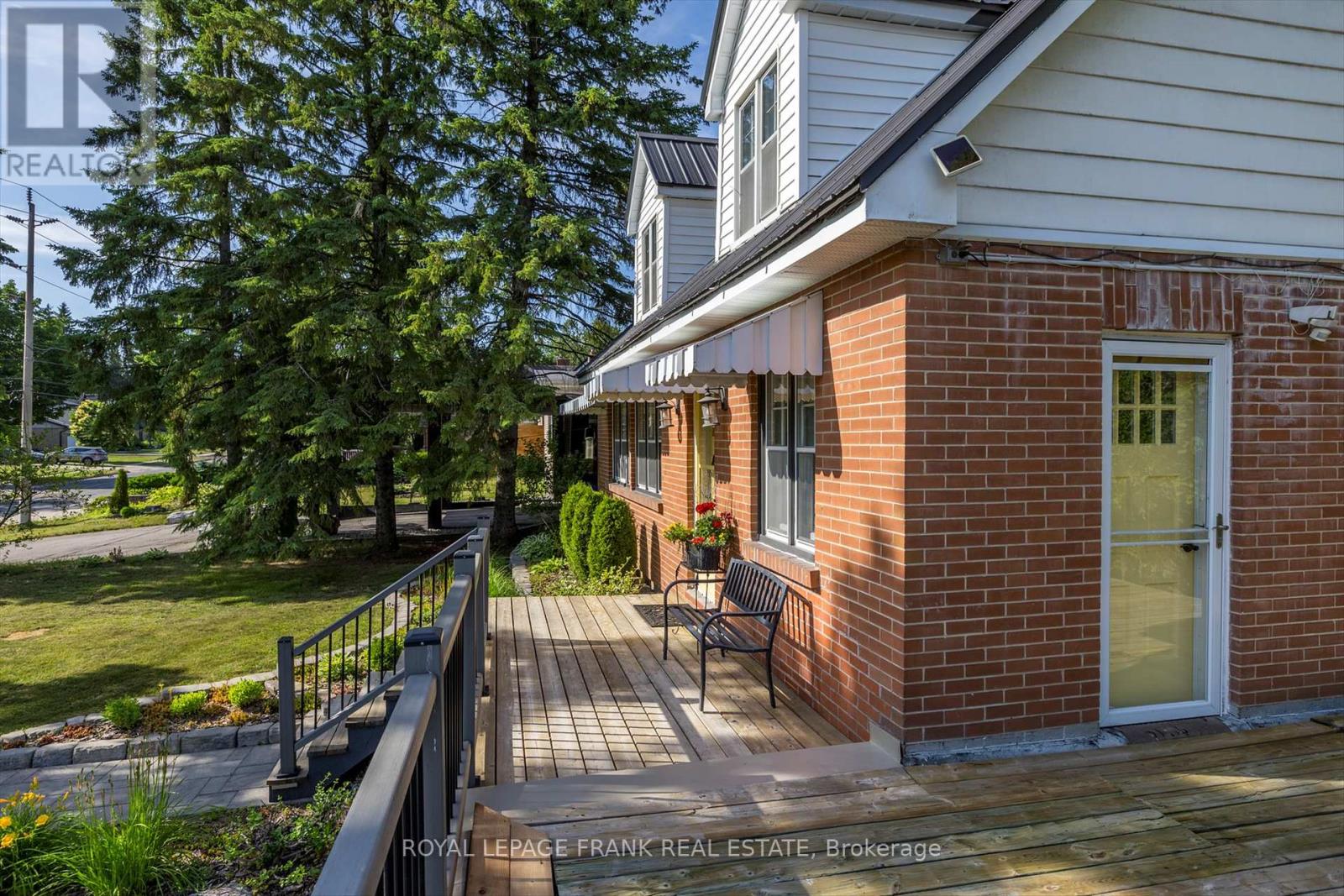 26 Wallis Drive, Peterborough West (North), Ontario  K9J 6B7 - Photo 28 - X12245054