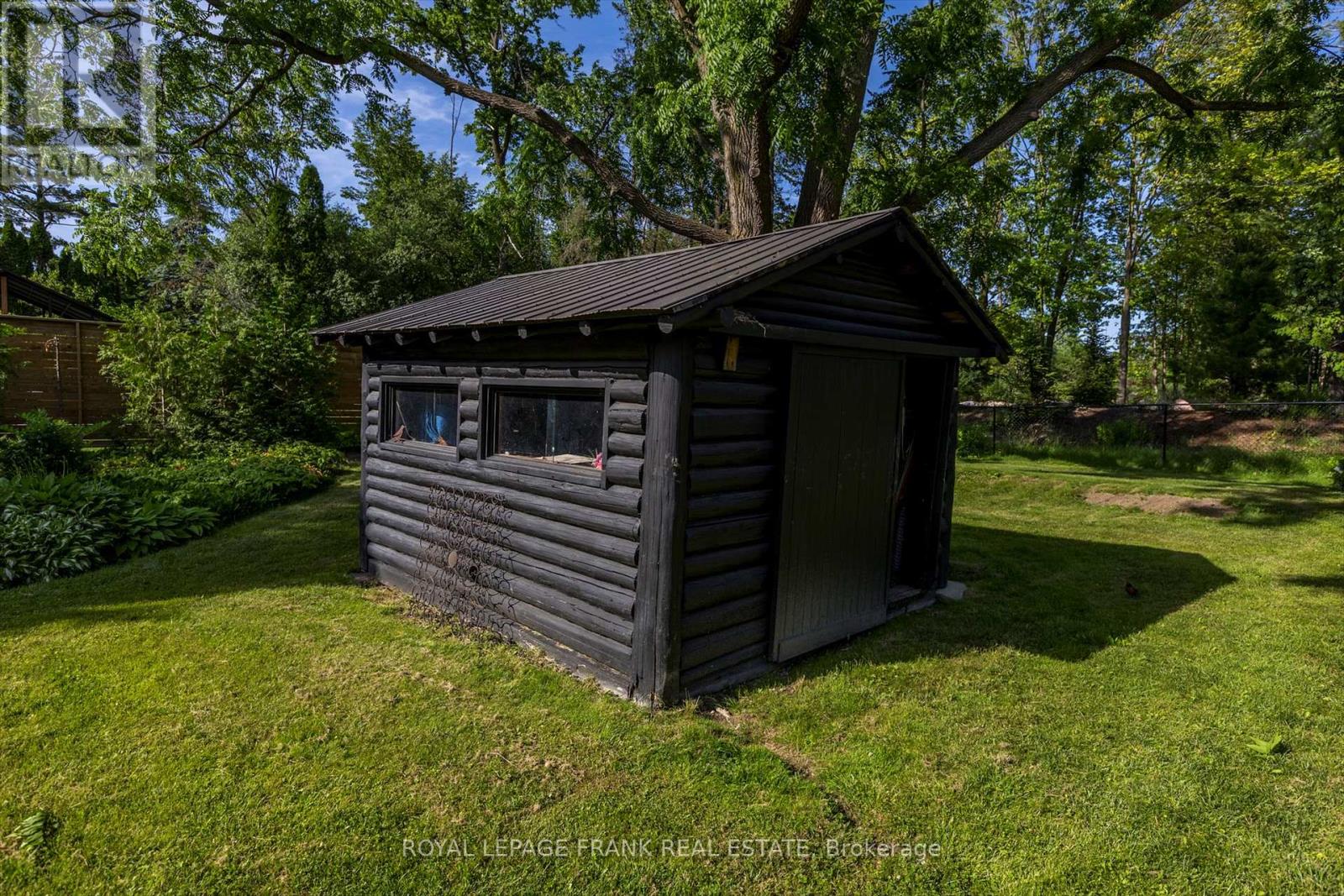 26 Wallis Drive, Peterborough West (North), Ontario  K9J 6B7 - Photo 38 - X12245054