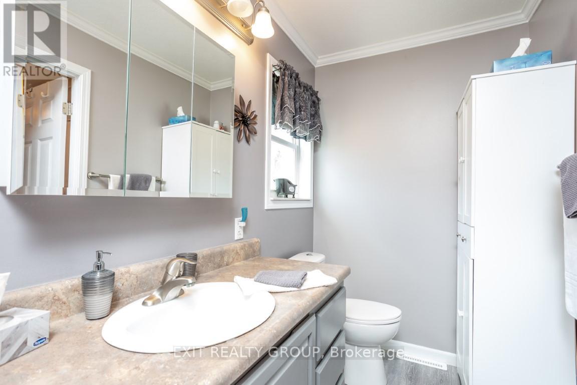 #7-152 Concession Rd 11 W, Trent Hills (Hastings), Ontario  K0L 1Y0 - Photo 19 - X12245309