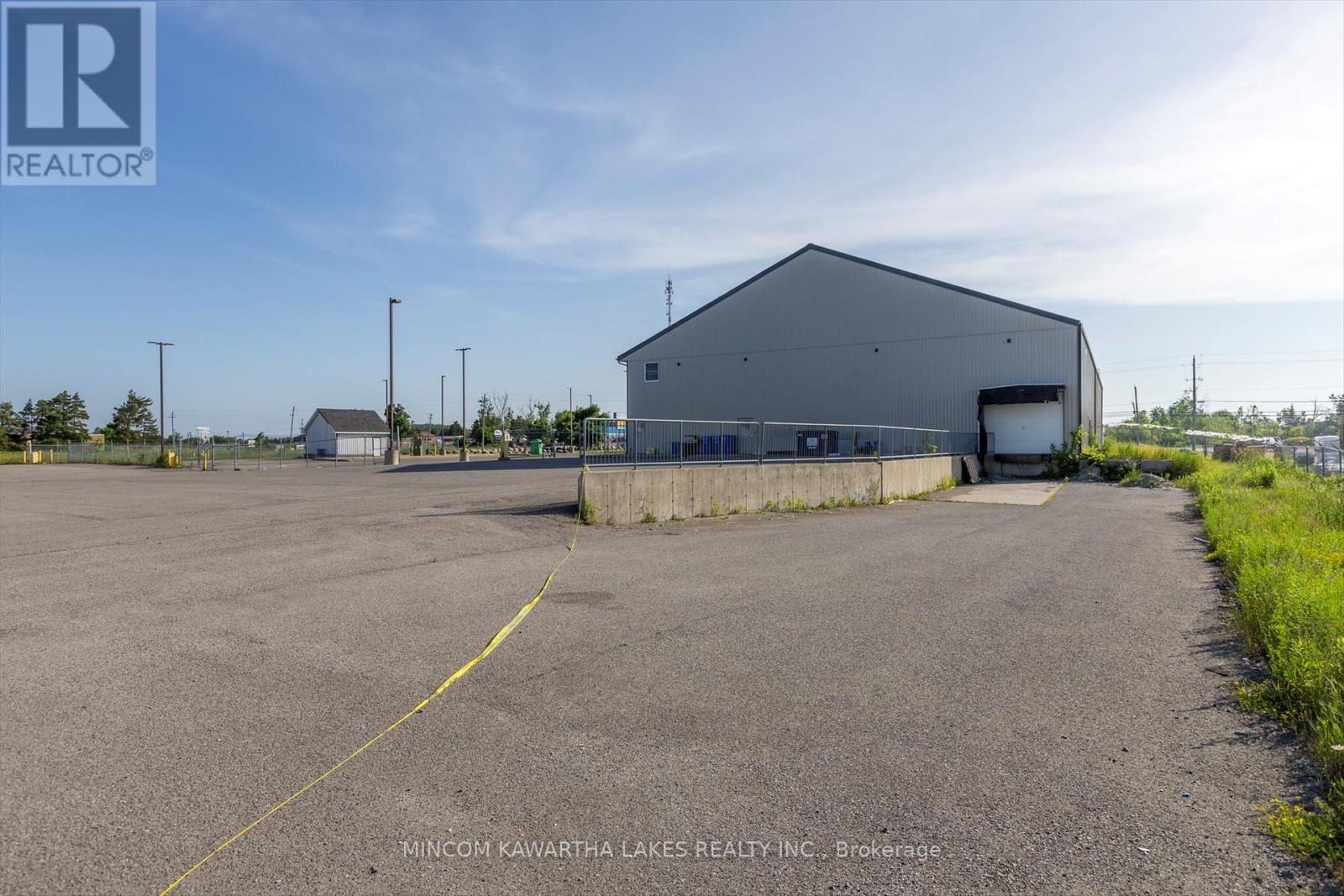 1575 Chemong Road, Selwyn, Ontario  K9J 6X2 - Photo 8 - X12245365