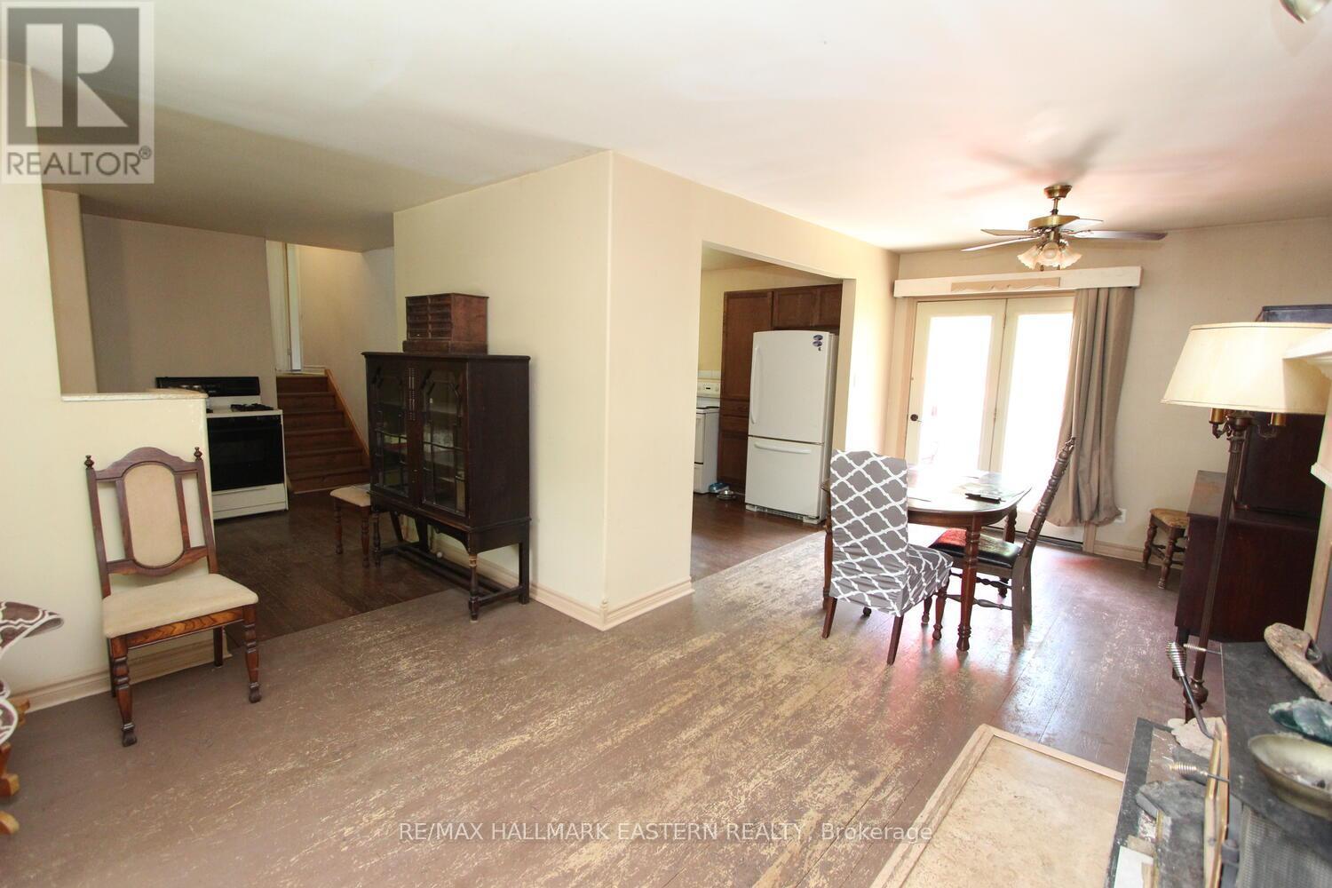 1076 County Road 40, Douro-Dummer, Ontario  K0L 2V0 - Photo 20 - X12245394