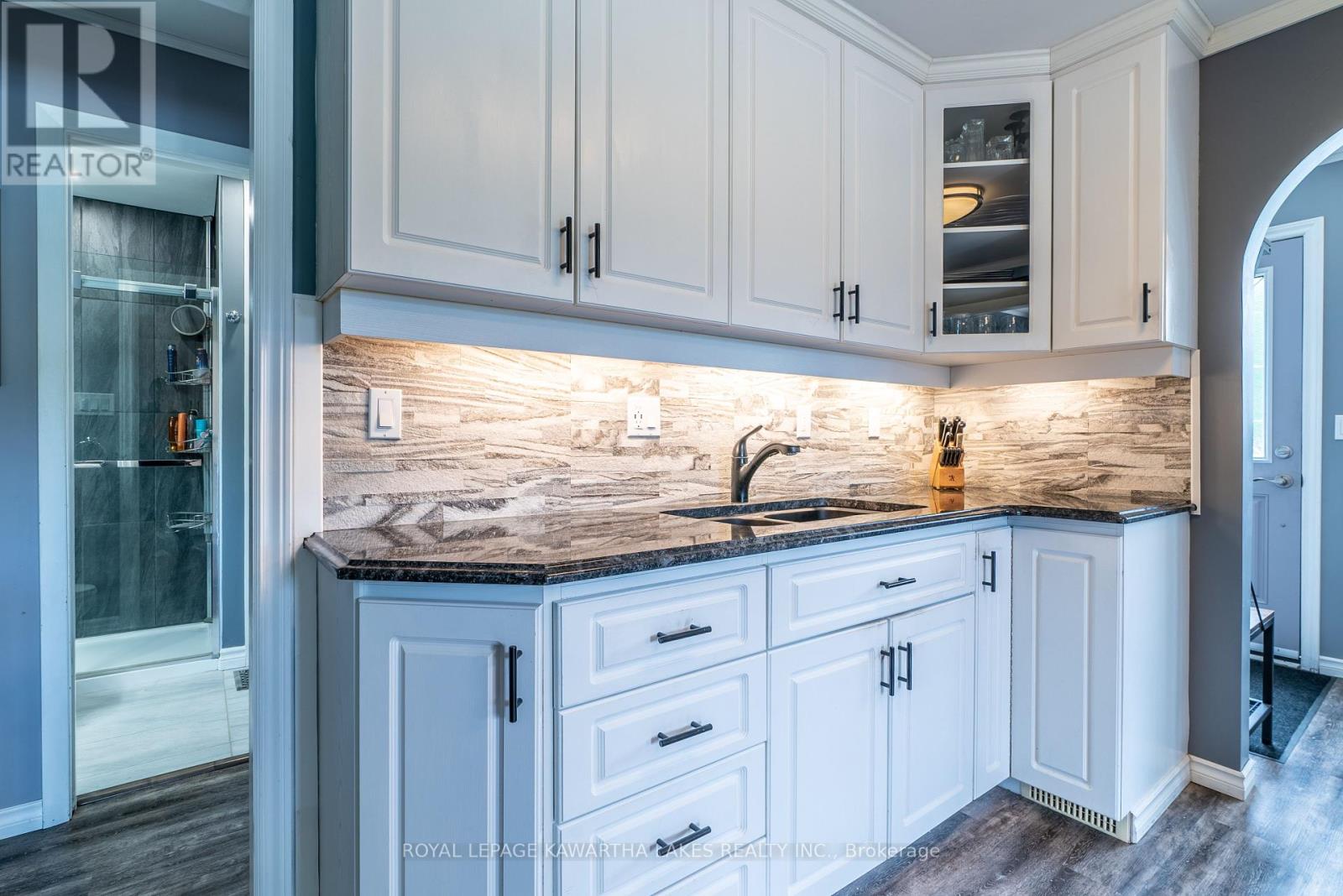28 Cadillac Boulevard, Kawartha Lakes (Emily), Ontario  K0L 2W0 - Photo 5 - X12246207