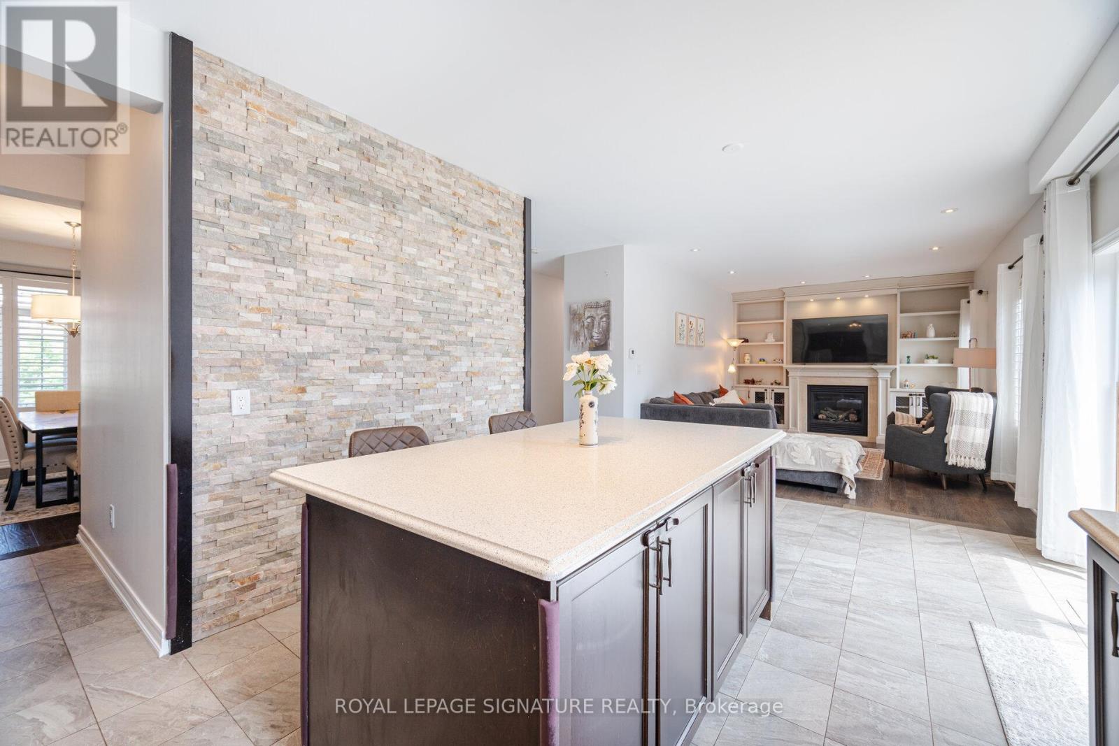 349 Shipway Avenue, Clarington (Newcastle), Ontario  L1B 0C1 - Photo 12 - E12246291