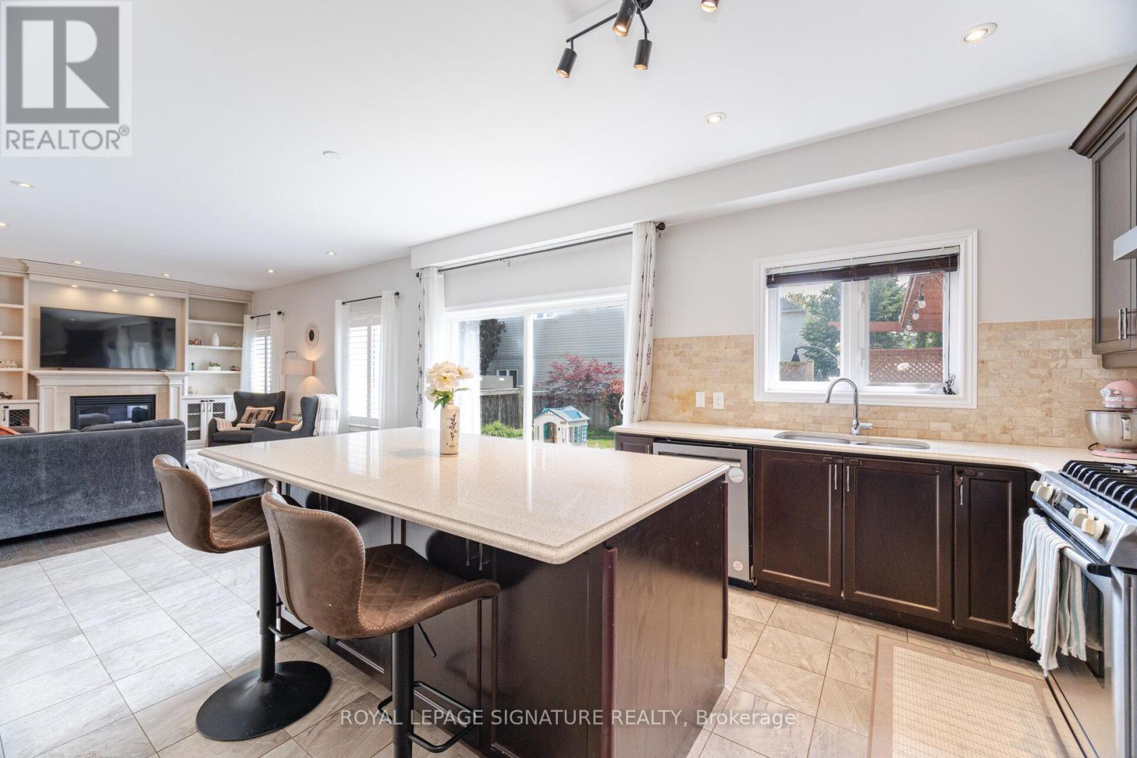 349 Shipway Avenue, Clarington (Newcastle), Ontario  L1B 0C1 - Photo 13 - E12246291