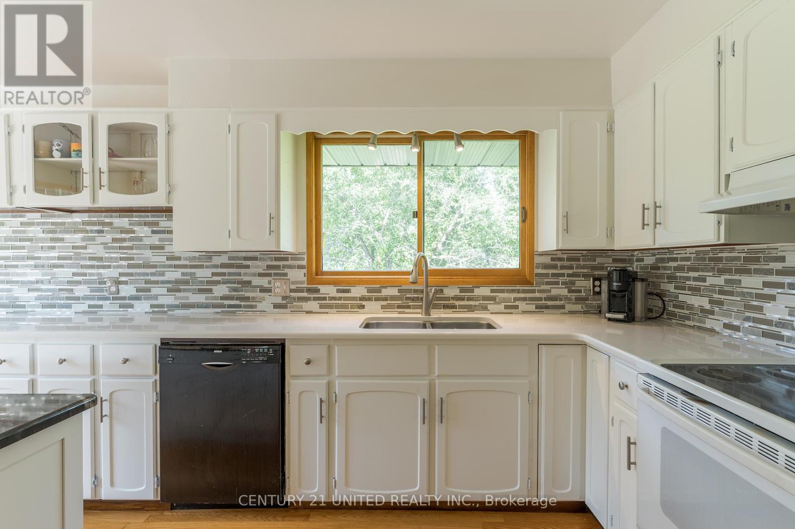 1496 Bradfield Road, Douro-Dummer, Ontario  K9J 6Y1 - Photo 17 - X12246422
