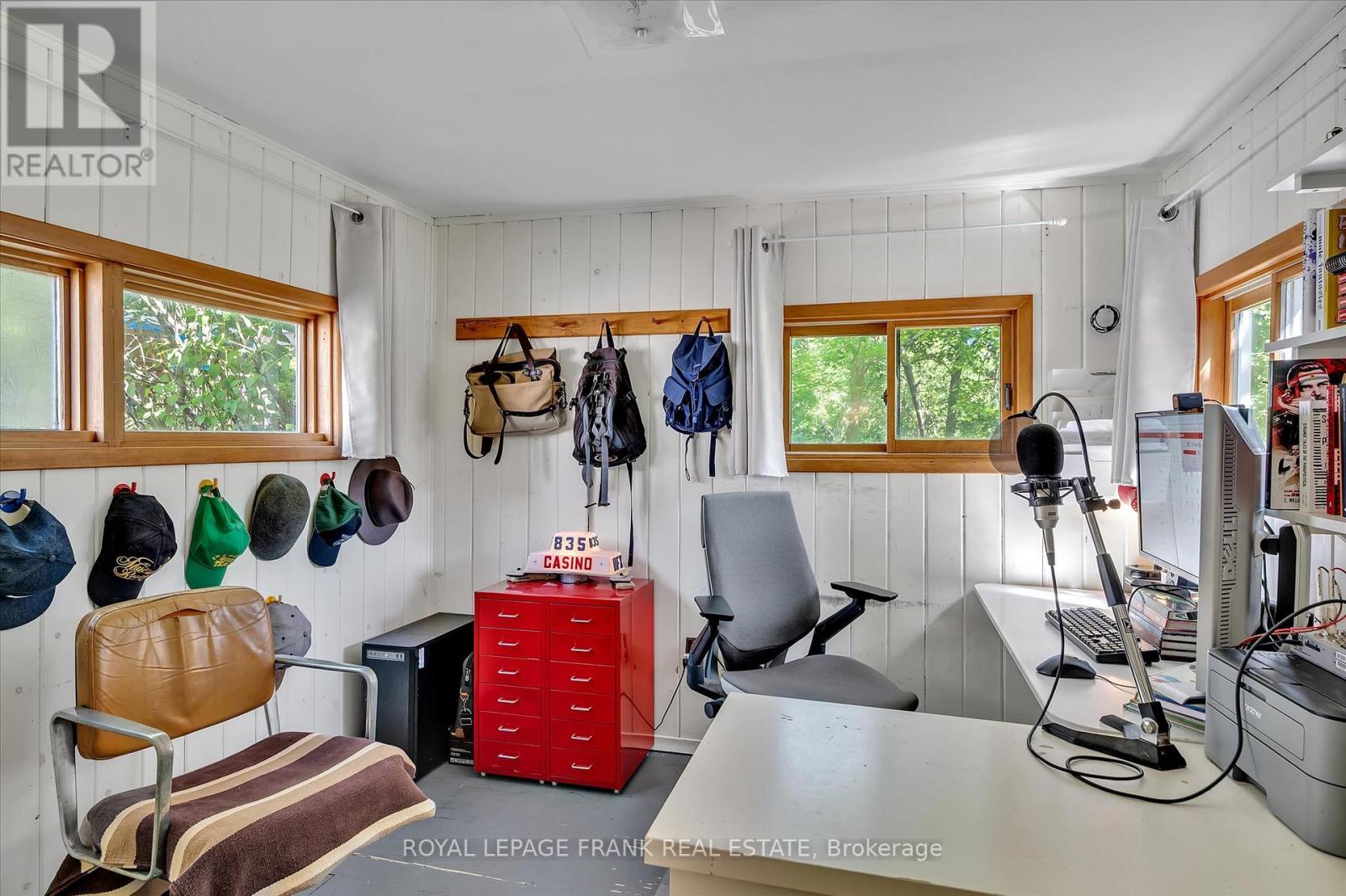 472 Murray Street, Peterborough Central (North), Ontario  K9H 2T8 - Photo 20 - X12246462