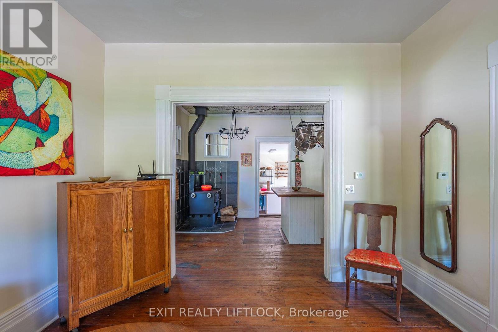 352 Mark Street, Peterborough East (Central), Ontario  K9H 1V7 - Photo 11 - X12246541