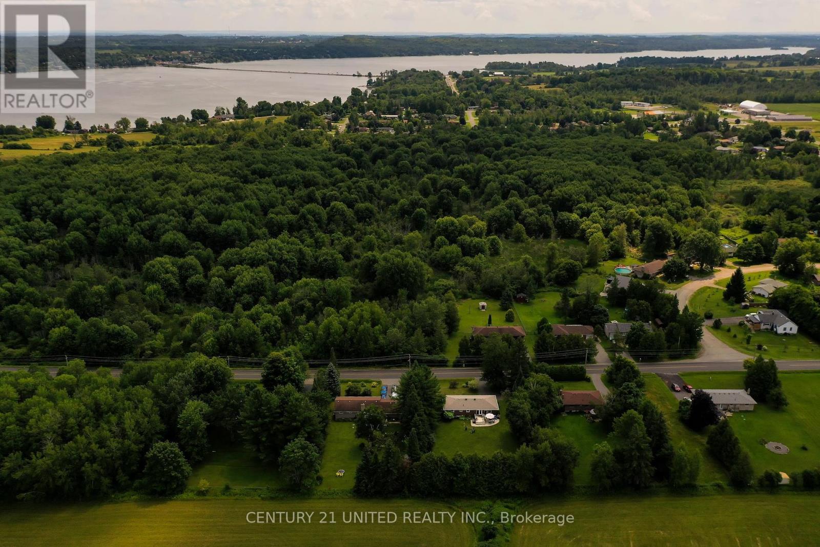 696 Skyline Road, Selwyn, Ontario  K0L 1T0 - Photo 35 - X12246591