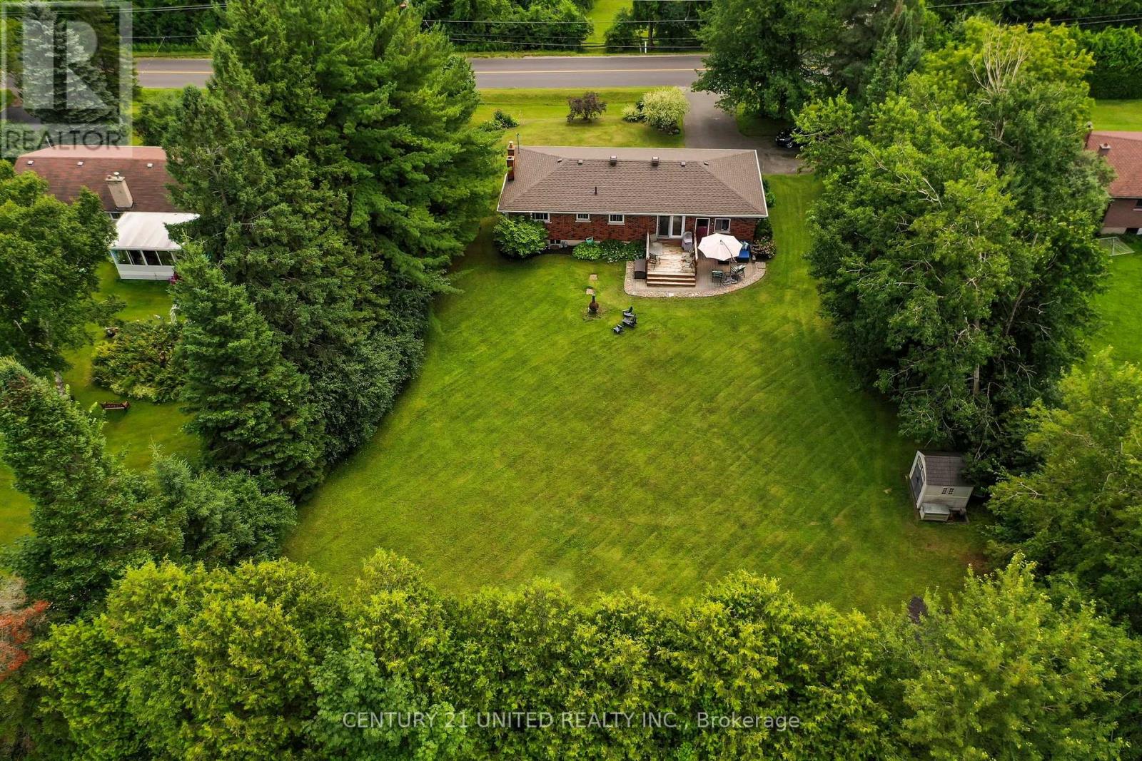 696 Skyline Road, Selwyn, Ontario  K0L 1T0 - Photo 37 - X12246591