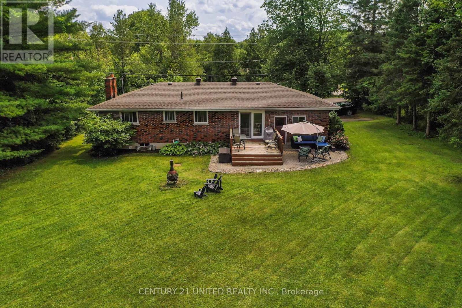 696 Skyline Road, Selwyn, Ontario  K0L 1T0 - Photo 38 - X12246591