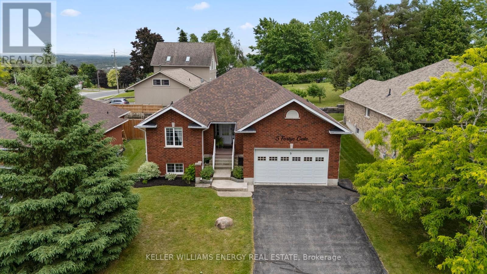 5 Fortye Gate, Peterborough West (South), Ontario  K9K 2E7 - Photo 3 - X12247010