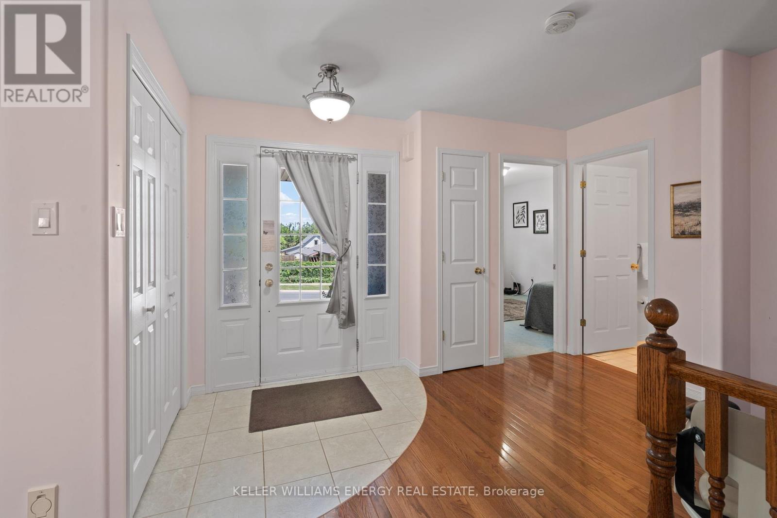 5 Fortye Gate, Peterborough West (South), Ontario  K9K 2E7 - Photo 4 - X12247010