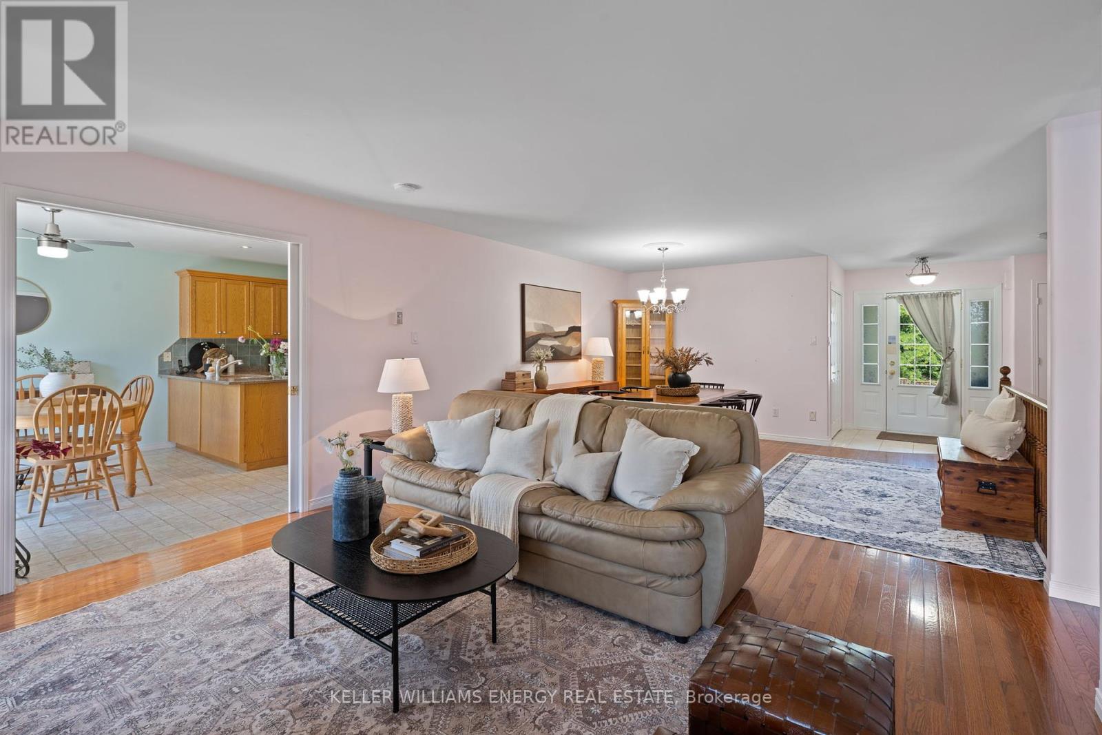 5 Fortye Gate, Peterborough West (South), Ontario  K9K 2E7 - Photo 6 - X12247010