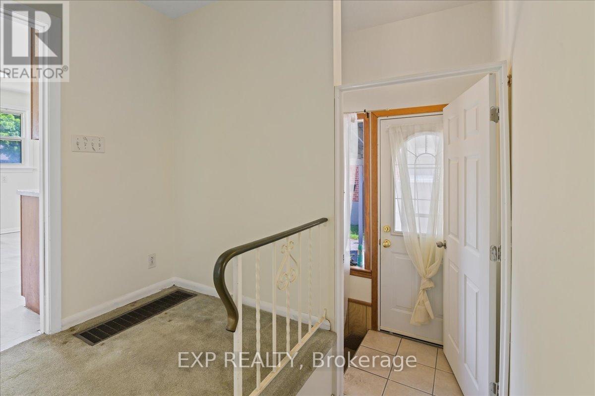 777 Barbara Crescent, Peterborough South (West), Ontario  K9J 3X8 - Photo 24 - X12246701