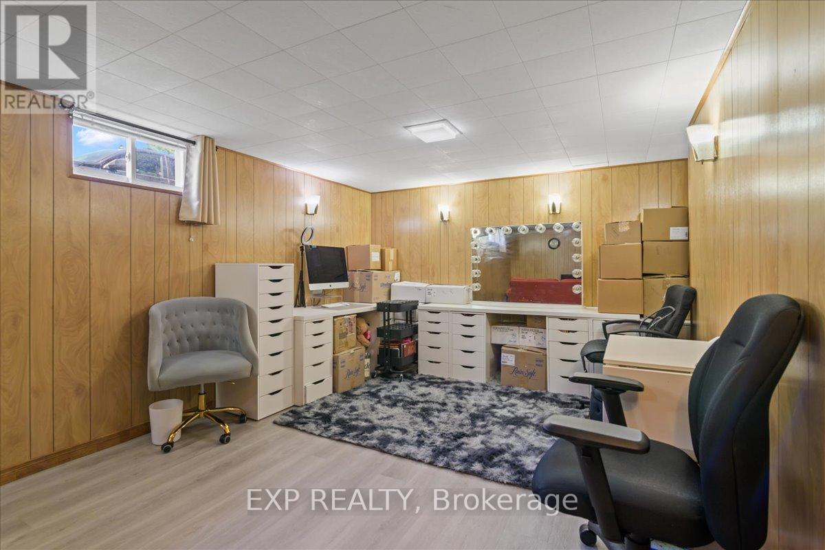 777 Barbara Crescent, Peterborough South (West), Ontario  K9J 3X8 - Photo 27 - X12246701