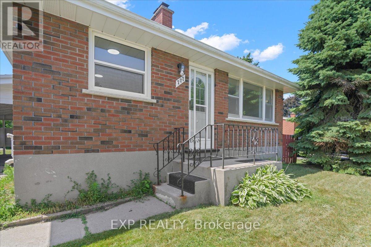 777 Barbara Crescent, Peterborough South (West), Ontario  K9J 3X8 - Photo 4 - X12246701