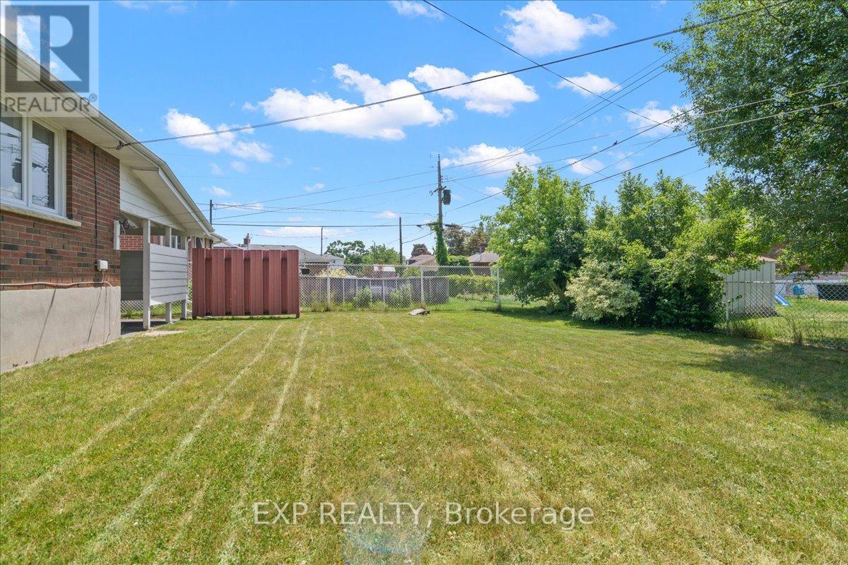 777 Barbara Crescent, Peterborough South (West), Ontario  K9J 3X8 - Photo 40 - X12246701