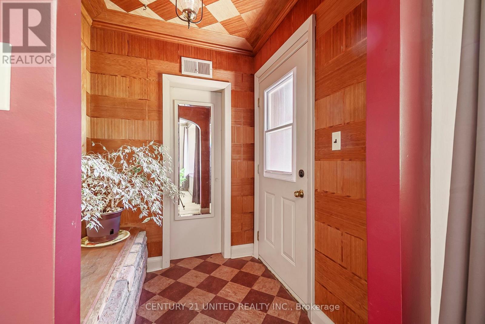 44 Moorecraig Road, Peterborough West (North), Ontario  K9J 6V7 - Photo 7 - X12247036