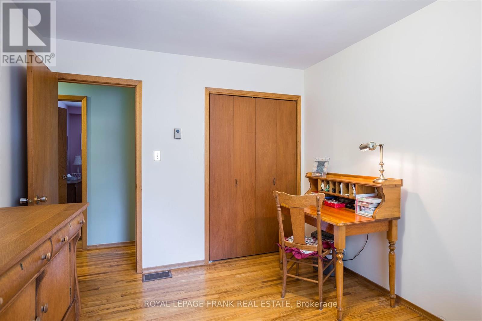 110 Greenhill Drive, Peterborough West (Central), Ontario  K9J 6E4 - Photo 18 - X12247291