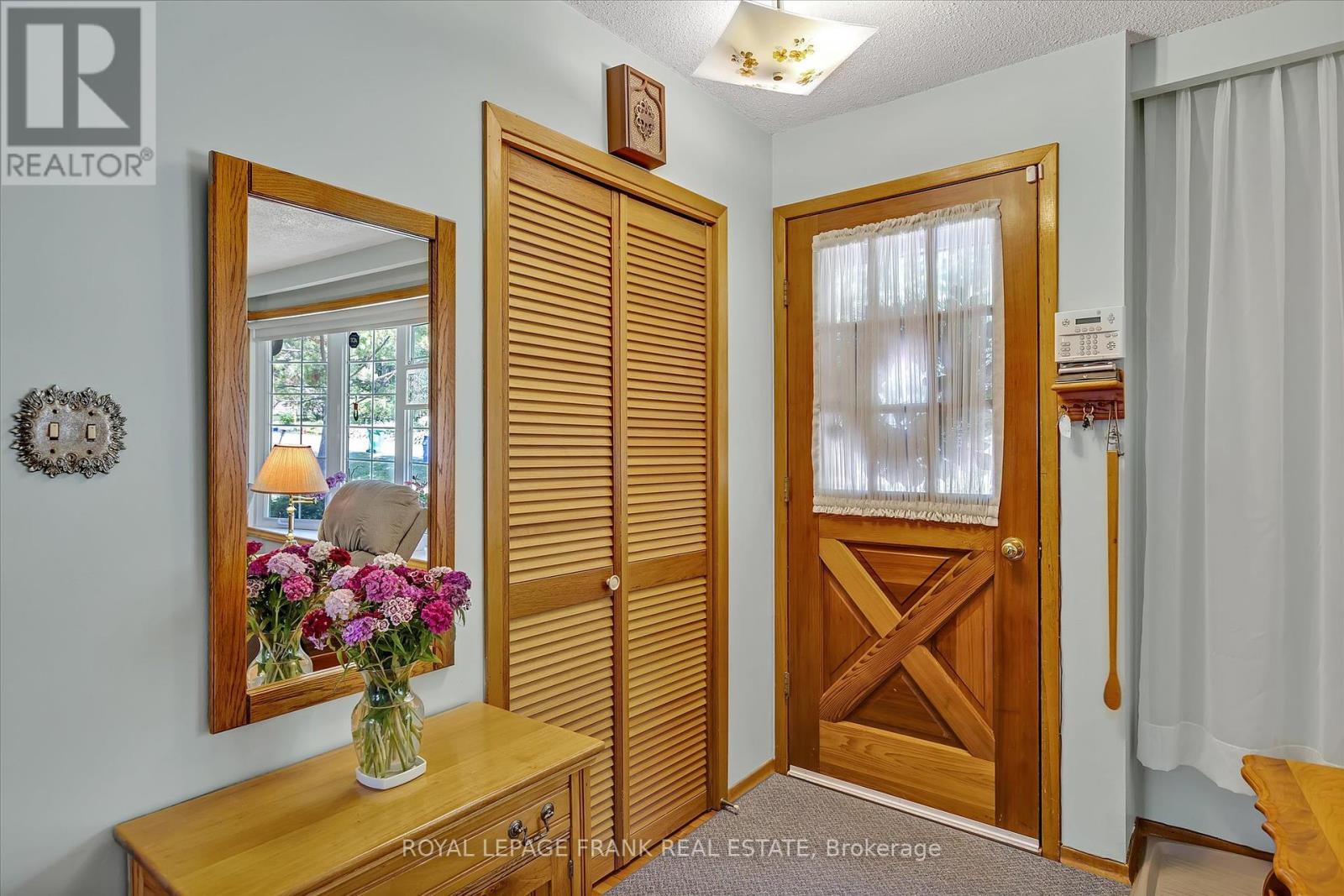 110 Greenhill Drive, Peterborough West (Central), Ontario  K9J 6E4 - Photo 4 - X12247291