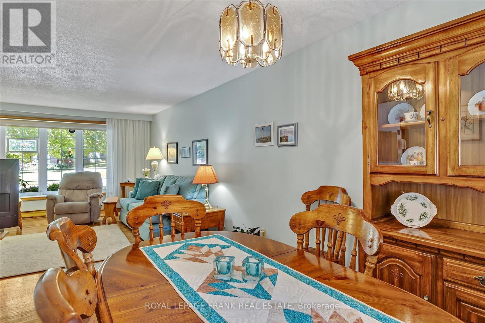 110 Greenhill Drive, Peterborough West (Central), Ontario  K9J 6E4 - Photo 8 - X12247291
