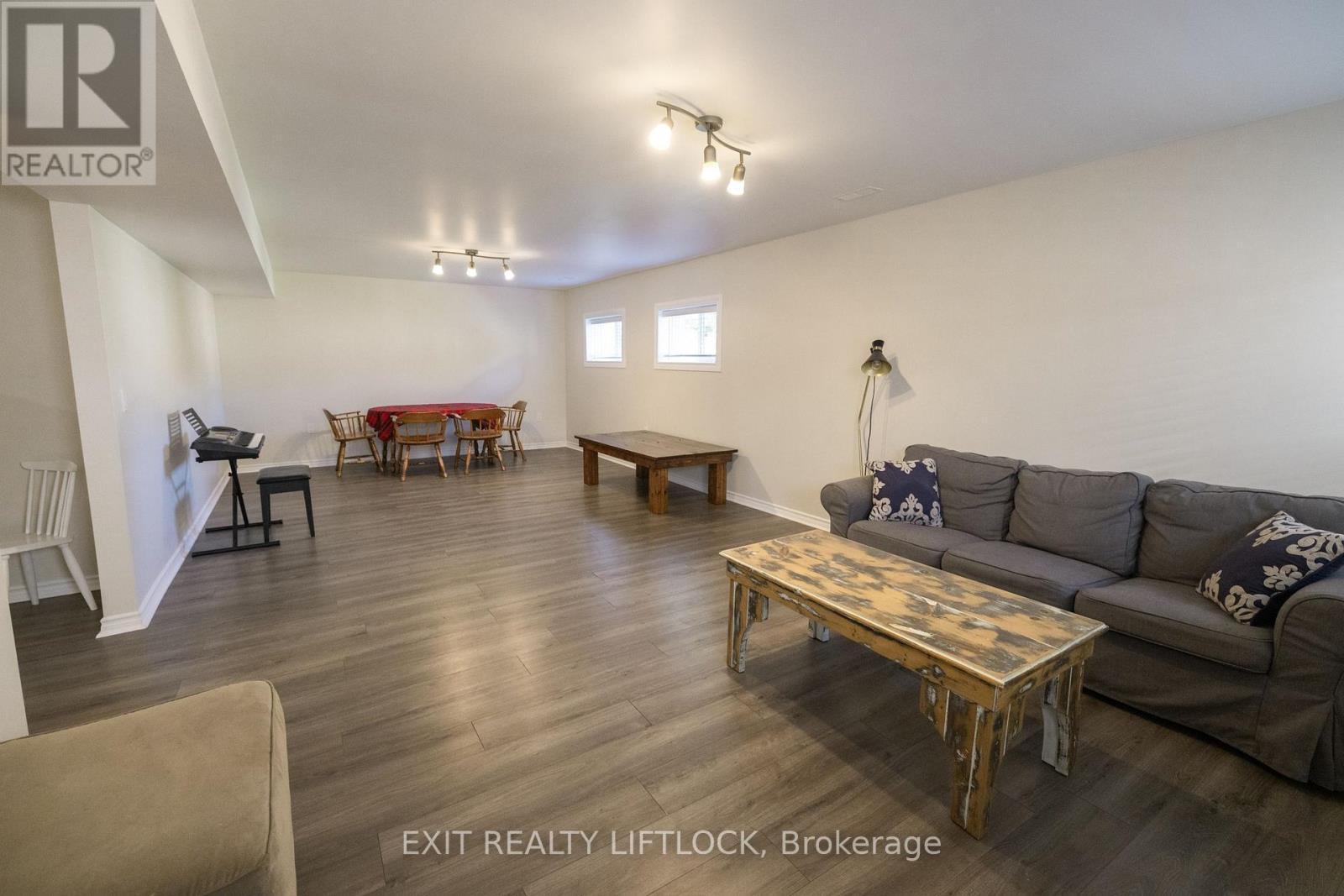 63 Summer Lane, Selwyn, Ontario  K9L 0G4 - Photo 38 - X12247539