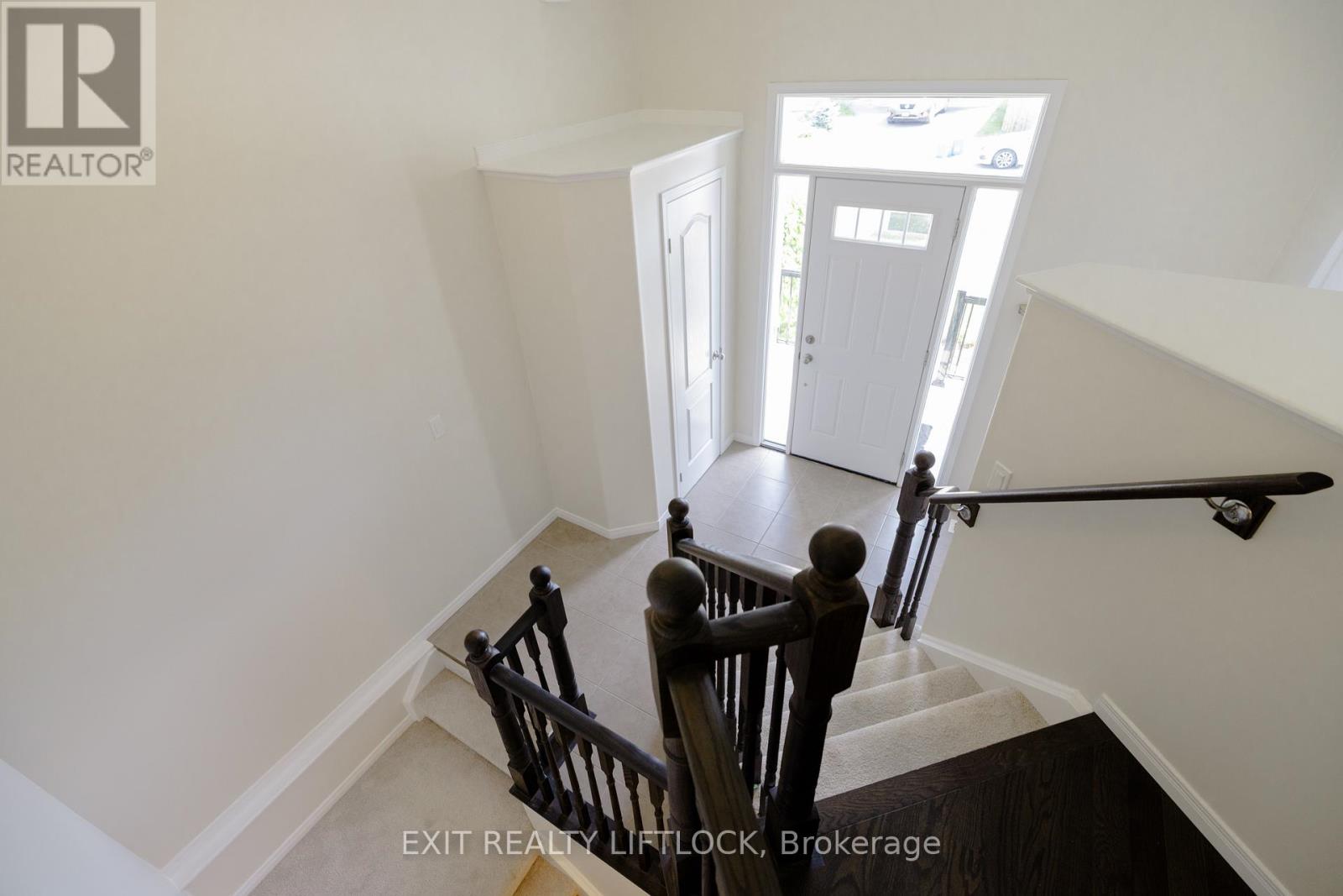 63 Summer Lane, Selwyn, Ontario  K9L 0G4 - Photo 6 - X12247539