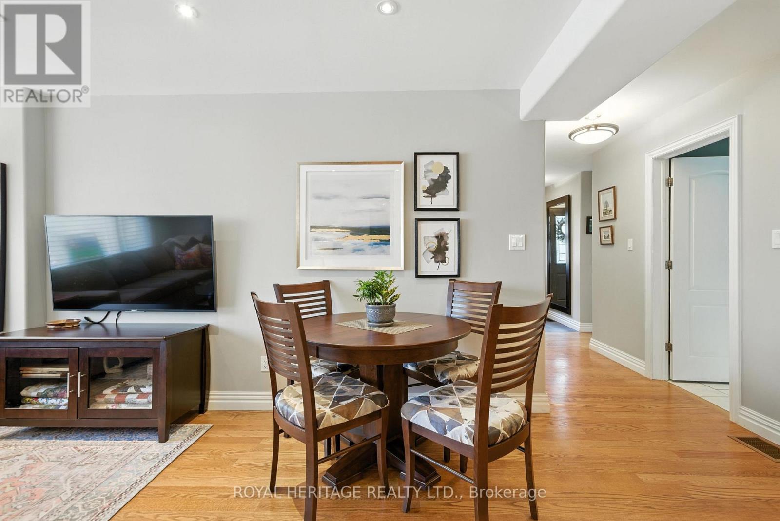 713 Maryland Avenue, Peterborough Central (South), Ontario  K9J 4P5 - Photo 12 - X12247749
