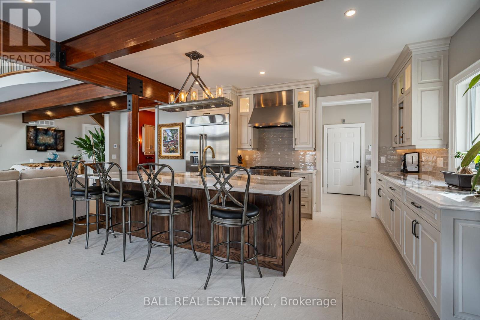 1864 Willan Road, Selwyn, Ontario  K0L 2H0 - Photo 10 - X12248118