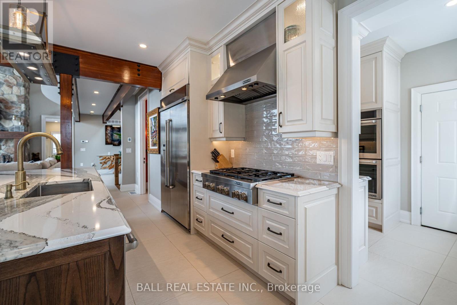 1864 Willan Road, Selwyn, Ontario  K0L 2H0 - Photo 13 - X12248118